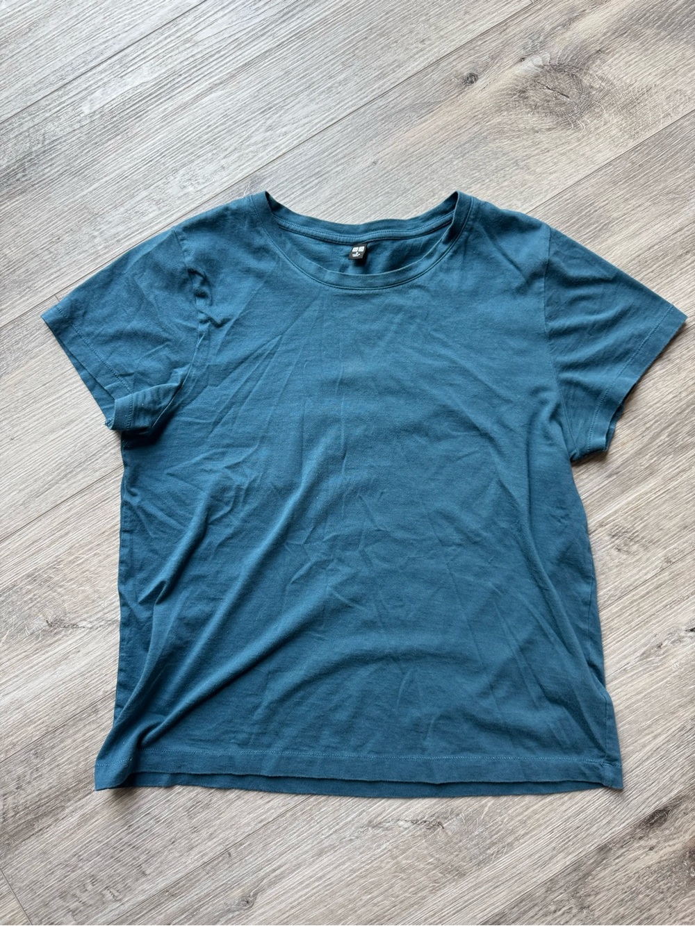 Uniqlo Short Sleeve Crewneck Tee - Teal